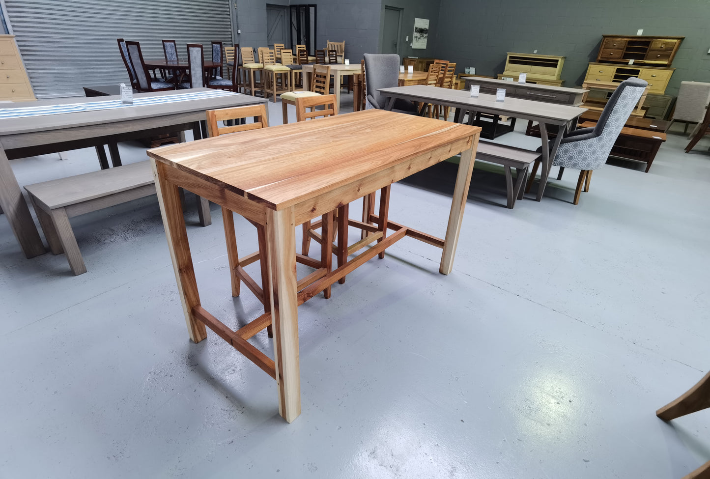 Krone Kitchen Island