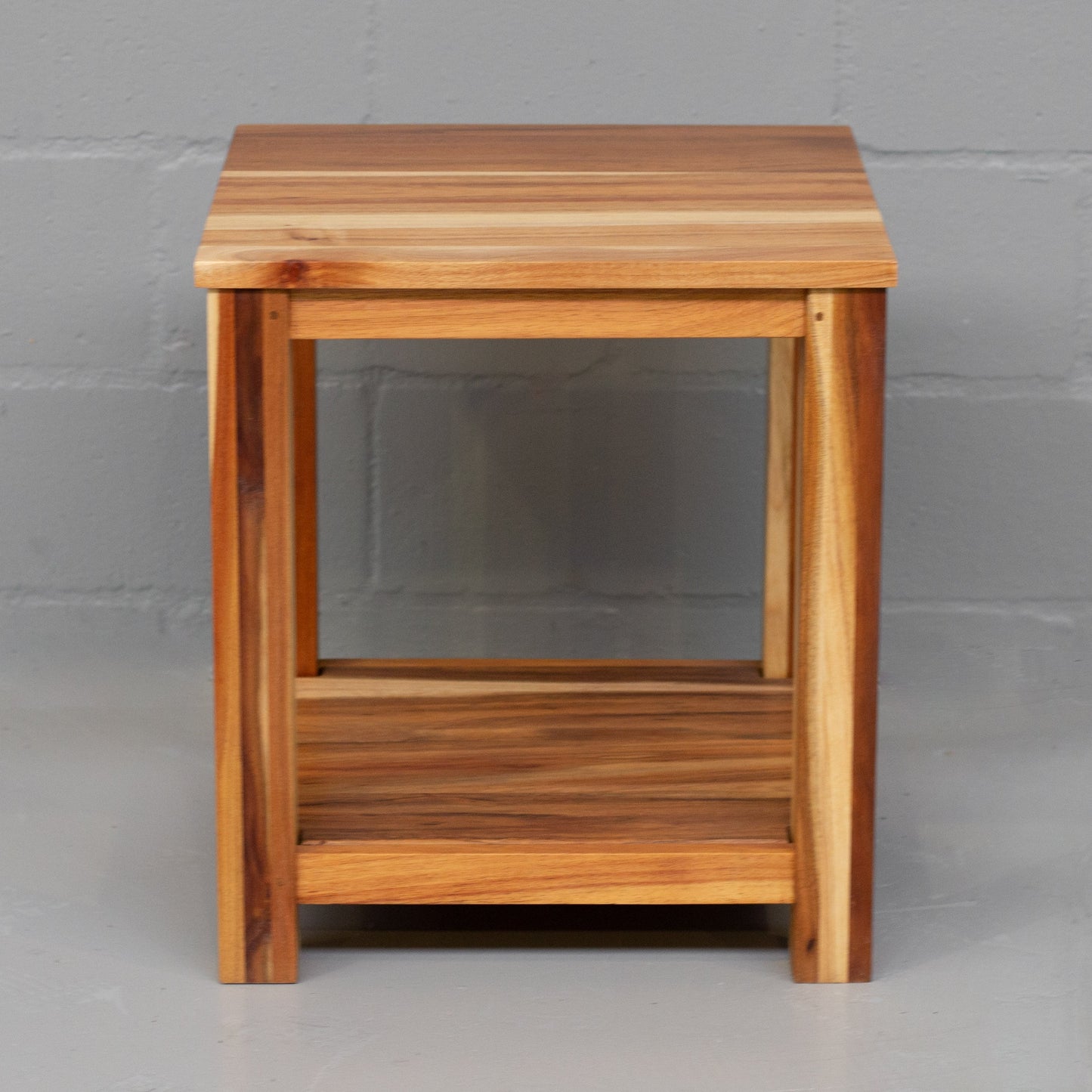Krone Shelf Side Table