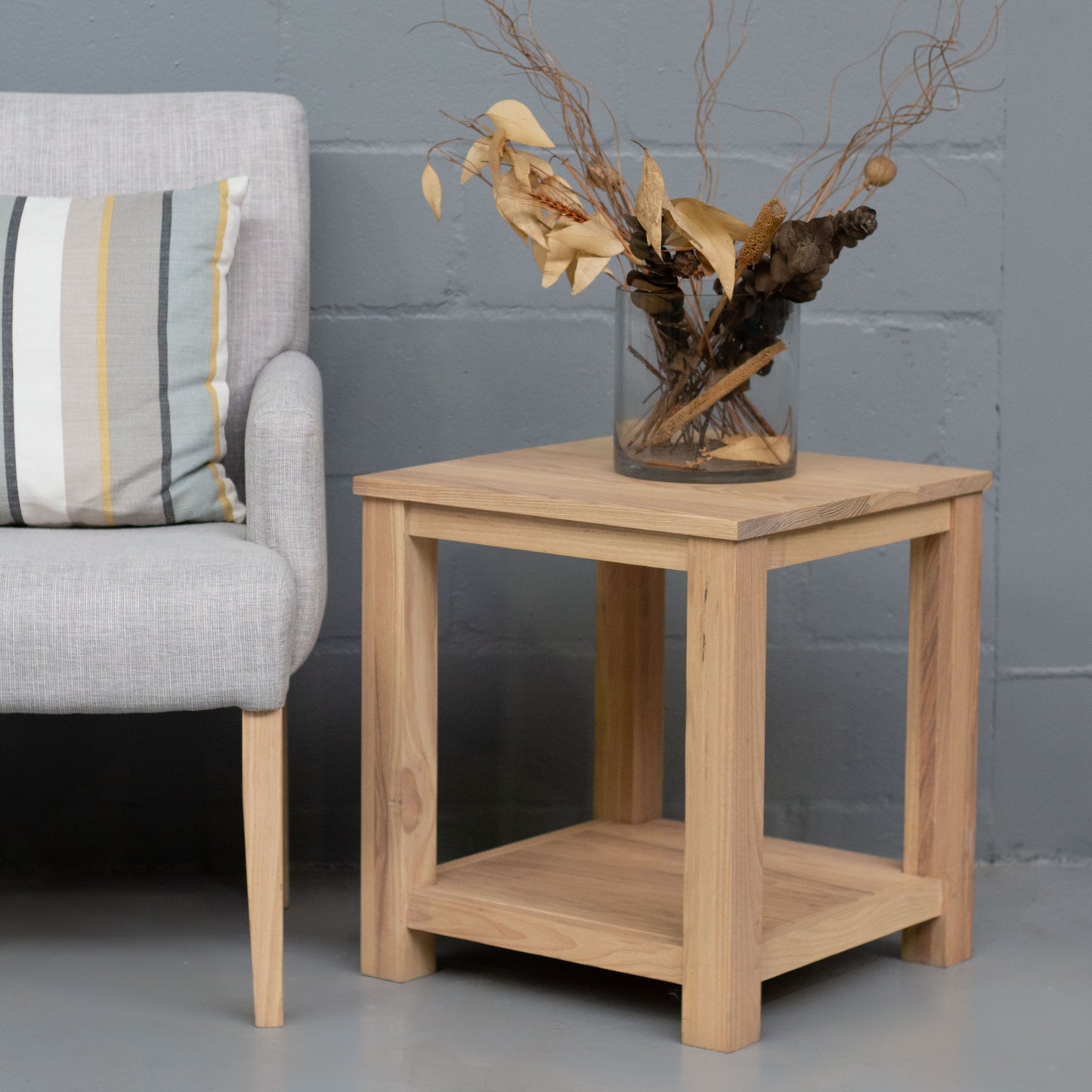 Krone Shelf Side Table