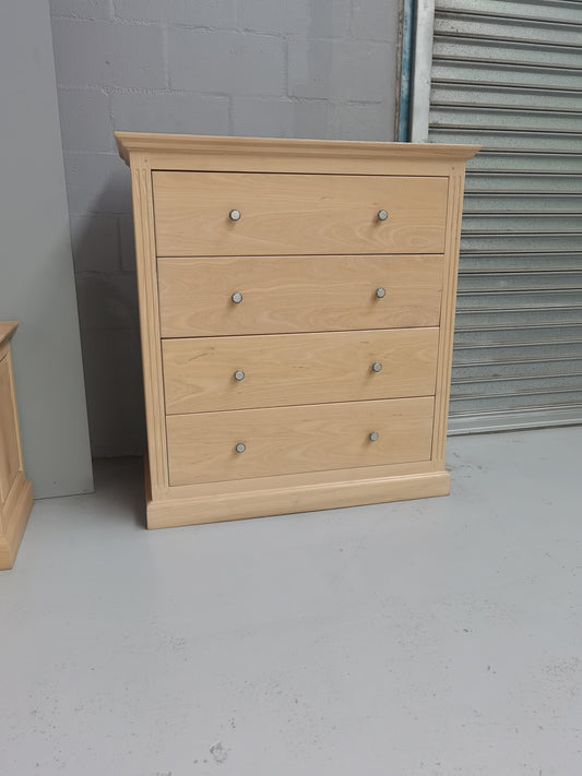 Classic 4 Drawer Chest of Drawers