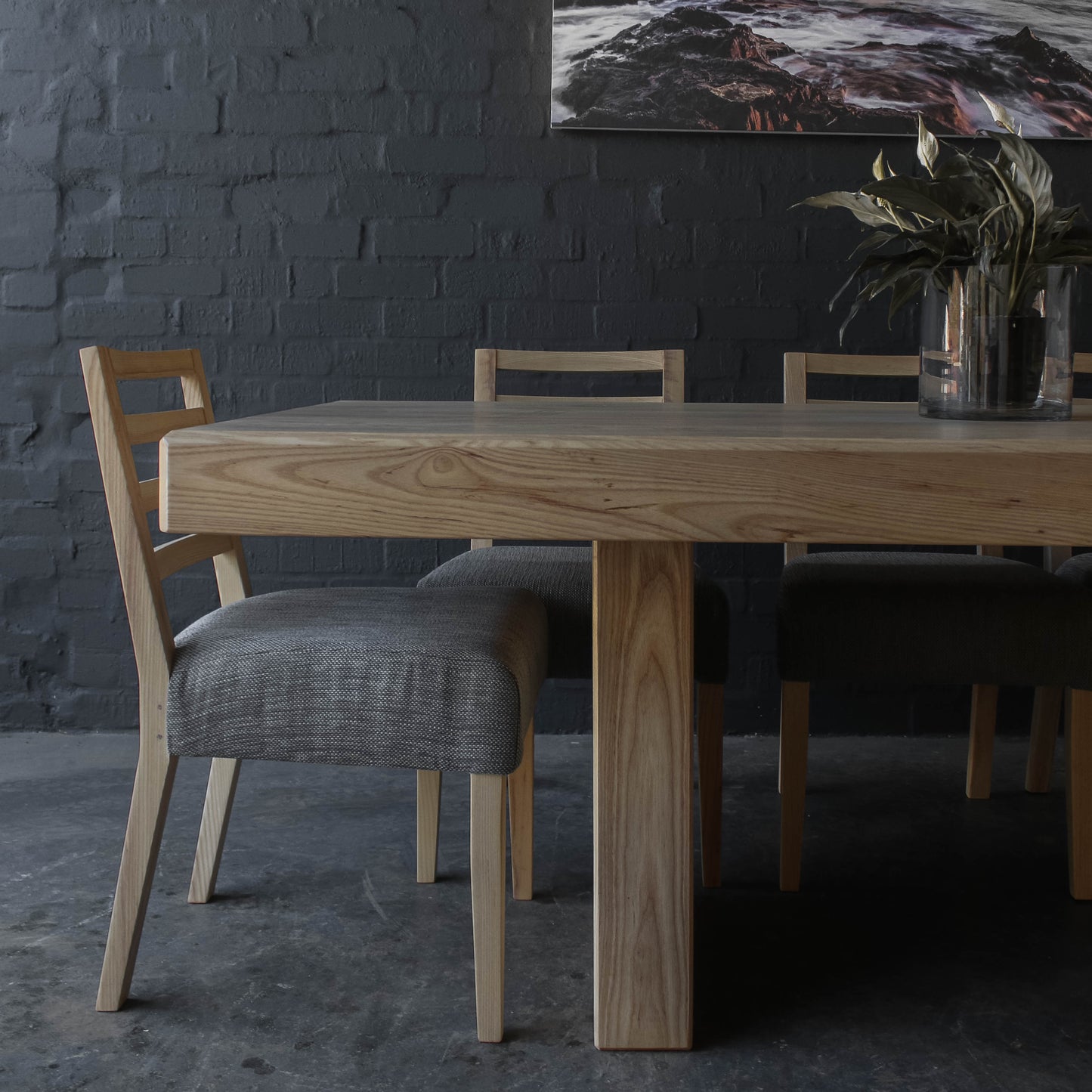 LIM Dining Table